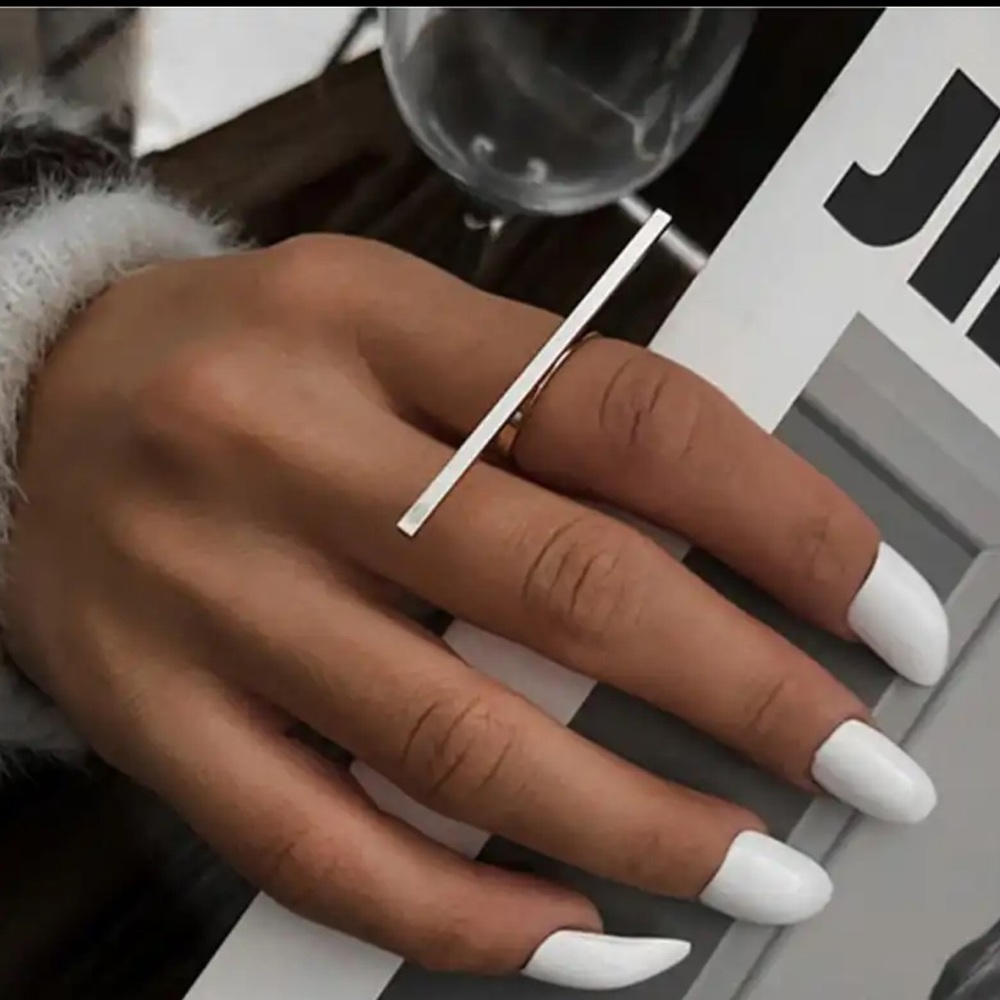Minimalistic Ring